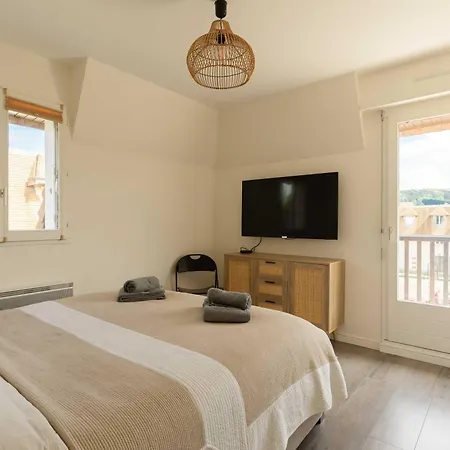 Daire Stunning 2-bedroom - Pool And Tennis *