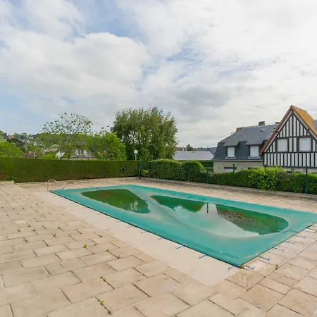 Stunning 2-bedroom - Pool And Tennis Daire *